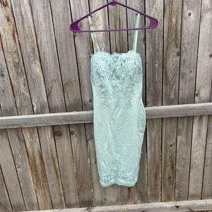 NWT Haute Monde sleeveless dress slim size small